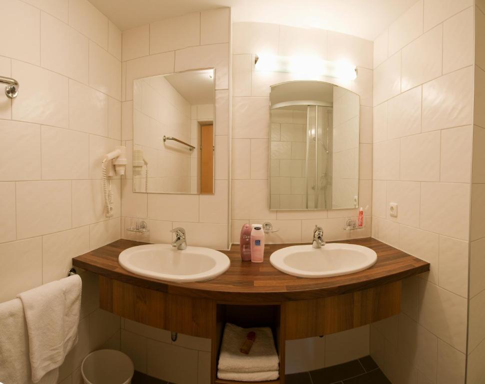 Appartements Fliana Mathon/ايشجل المظهر الخارجي الصورة